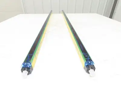 Schmersal SLC440-ER-1210-14-01 Safety Light Curtain Transmitter & Receiver Set
