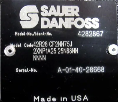 NEW SAUER DANFOSS 4282867 HYDROSTATIC PUMP AX130290001 42R28-CF2NN75J