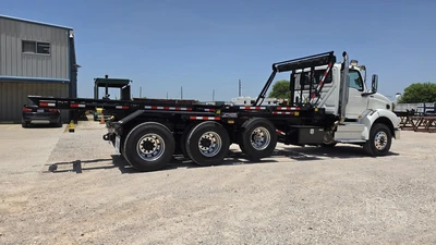 New | in-Stock 2026 INTERNATIONAL HX Conventional trucks Texas US | Roll Off Truck World #1491826