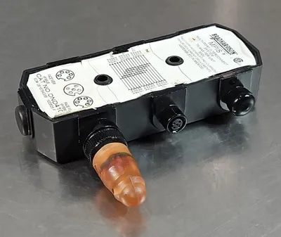 Brad Harrison DND4100 MULTI-PORT INTERCONNECT SYSTEM. 7A 600V. 4C-26