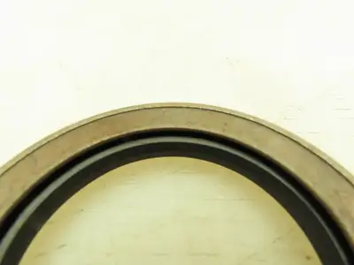 National 450115 Oil Seal 2.125 in Shaft, 2.996 in OD, 0.500 in Width, Lot of 5