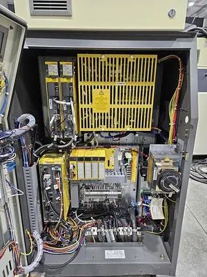 USED 2010 FANUC M-710IC/20L