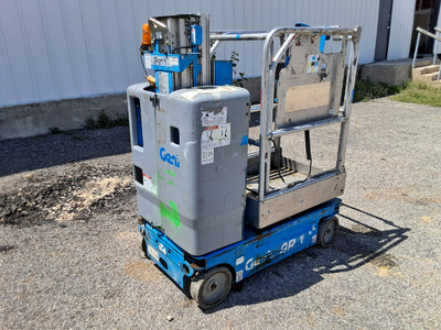 Used 2015 Genie GR-12 Vertical Mast Lifts Texas US | Stack Equipment #1331970