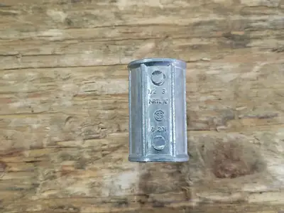 1/2" Set Screw Coupling