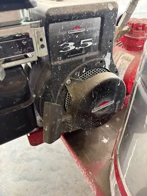 Pioneer Gas-Powered Line Painter / Striping Machine