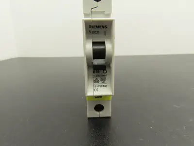 Siemens 5SX21 B10 Single-Pole 10A Miniature Circuit Breaker Lot of 15