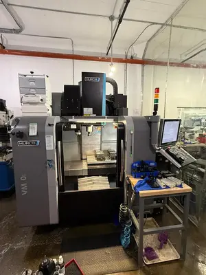 Used 2022 HURCO VM10I Vertical Machining Centers Quebec CA | Aucto #715446