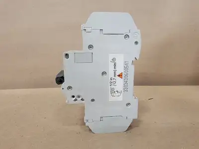 Used SCHNEIDER ELECTRIC C60N Switchgears British Columbia CA | Lenmark #239232