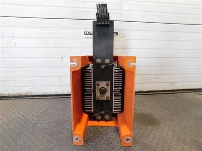 Primary Disconnect Stab Assembly 1000-2000 A Style Crack in Shell See Pics! Used