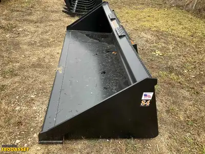 New Tomahawk 84” skid steer bucket, welded on high carbon cutting edge, skid steer quick attach