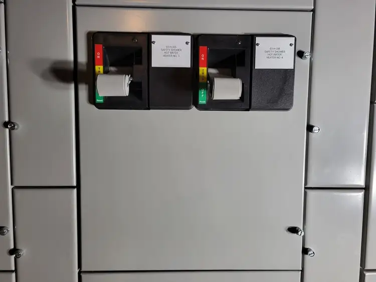 Used EATON HFD3015 Switchgears British Columbia CA | Lenmark #240416