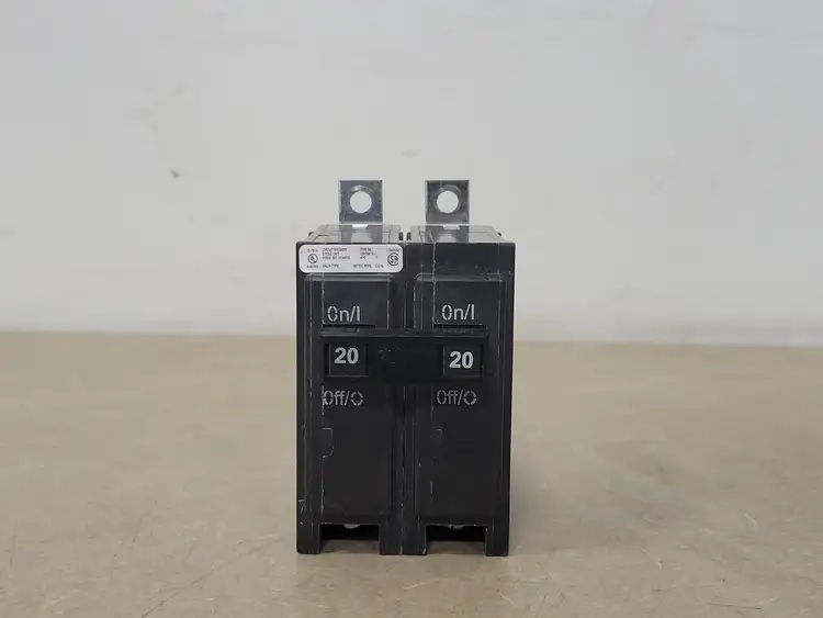 Used CUTLER-HAMMER BA220 Switchgears British Columbia CA | Lenmark #239190