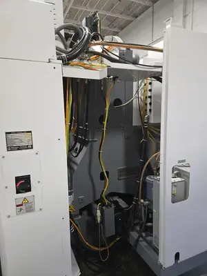 USED 2003 MAZAK VERTICAL CENTER NEXUS 410B