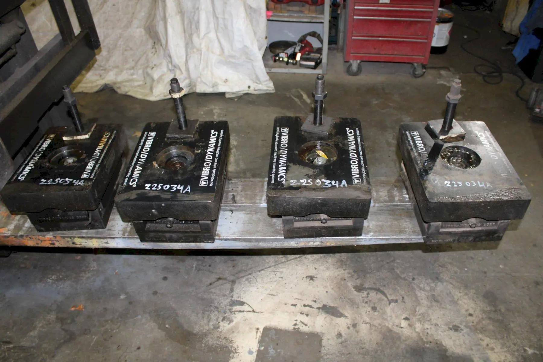 USED VIBRO DYNAMIC 16WHM47