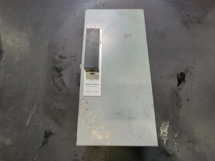 Used SYLVANIA A1032 Switchgears British Columbia CA | Lenmark #242140