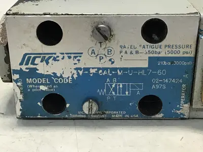 USED VICKERS DG4V-3-6A-M-U-HL7-60