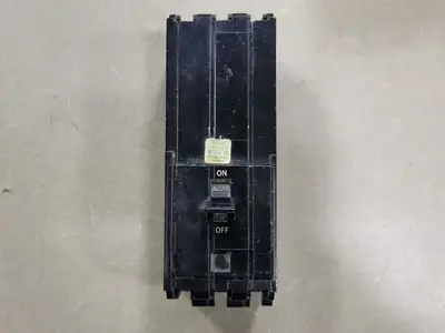 USED SQUARE D Q1370