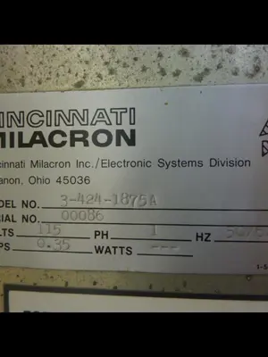 USED CINCINNATI MILACRON 3-424-1875A