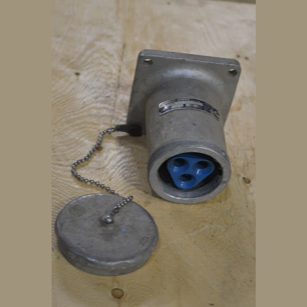 Crouse-Hinds Arktite Plug
