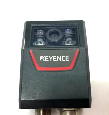 USED KEYENCE ETHERNET COMPATIBLE 2D CODE READER, MEDIUM DISTANCE TYPE