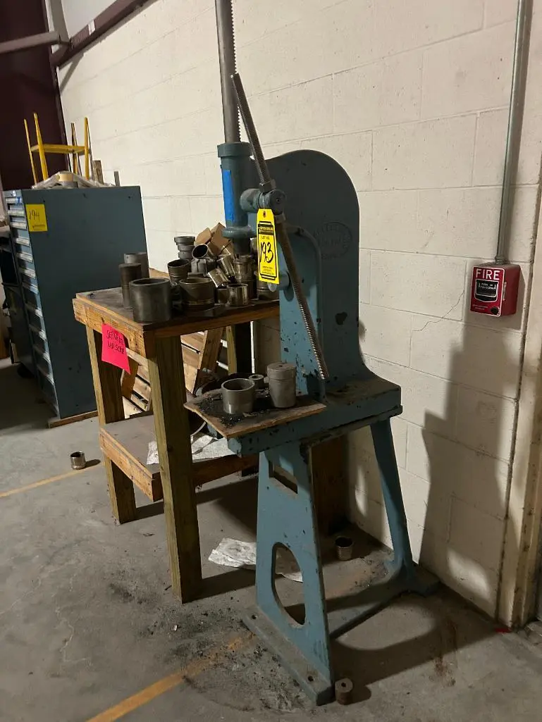 Used _UNKNOWN_ _UNKNOWN_ Arbor Presses Virginia US | Myron Bowling Auctioneers Inc #1561852