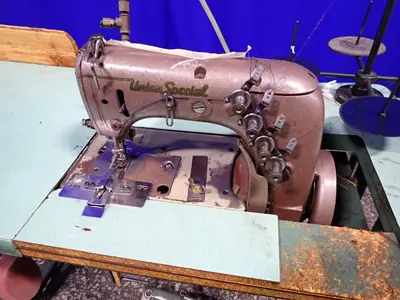 Union Special 8" Throat Sewing Machine