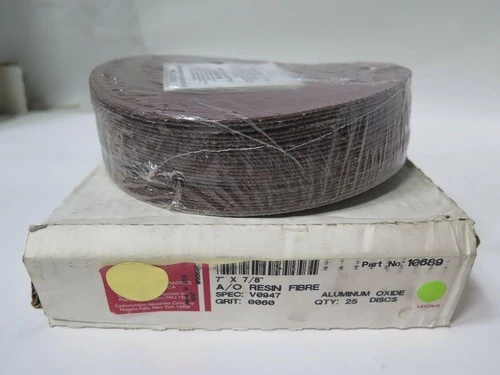 NEW Carborundum 10689