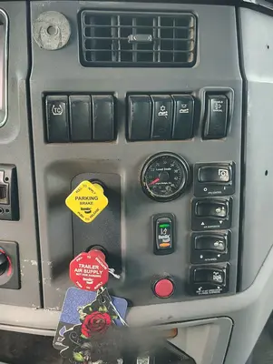 Used 2016 PETERBILT 587 Conventional trucks Michigan US | Proxy Equipment #1426124