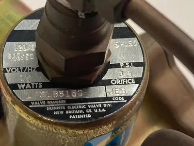 New | in-Stock SKINNER LP3LB5150 Solenoid Valves Ohio US | Surplus Asset Holdings #1241368