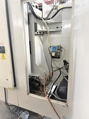 USED 2005 MILLTRONICS RW20 3 AXIS VERTICAL MACHINING CENTER