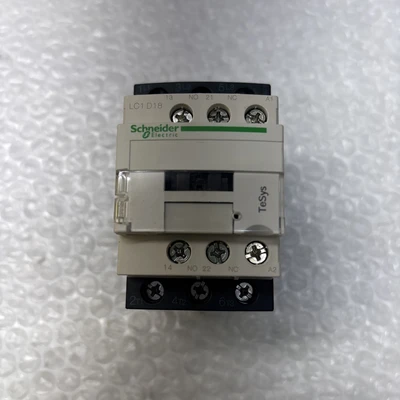 NEW Schneider LC1D18G7