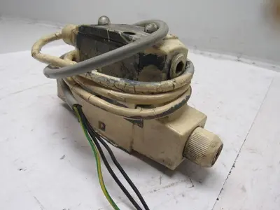 Continental Hydraulics VSD03M-3B-GB-60L-A Solenoid Directional Valve 300PSI 120V