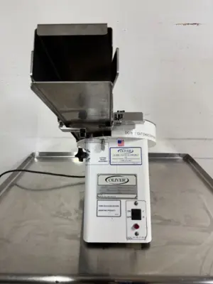 182-0199 2014 Oliver 702-N Bagel Slicer