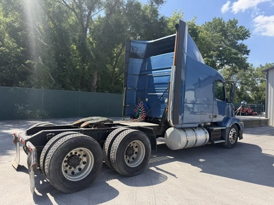 Used 2010 VOLVO VNL Conventional trucks Indiana US | Miedema Asset Management Group #1414542