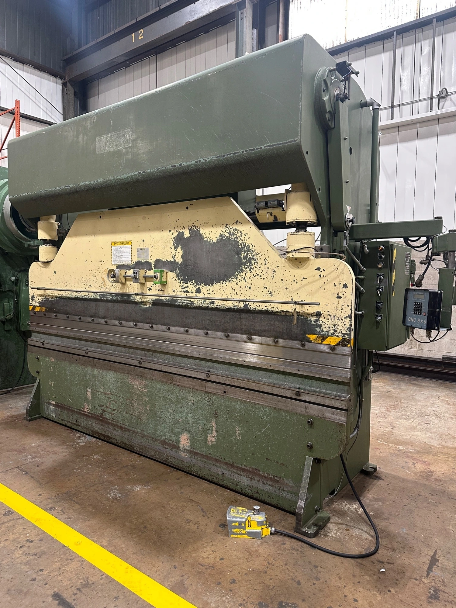 USED DIACRO 100-12
