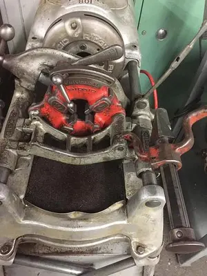 2550-700 Ridgid Automatic Pipe Threading Machine, Model #801