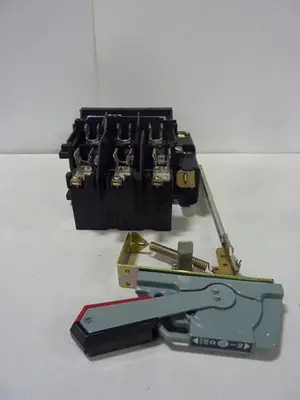 USED ALLEN BRADLEY 1494V-DS30 SER A