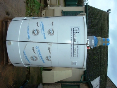 2,250 L Polypropylene Enclosed Tank