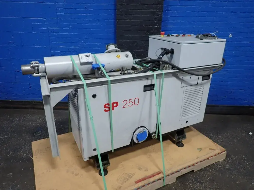 USED LEYBOLD SP250