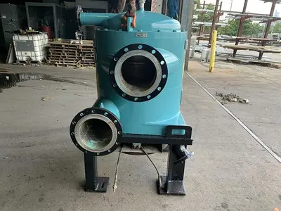 USED 1990 BLACK CLAWSON UV200