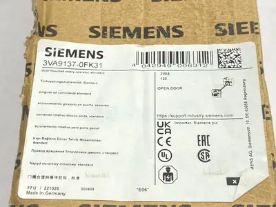 USED SIEMENS DOOR MOUNTED ROTARY OPERATOR DAMAGED CASE