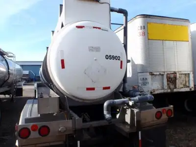 Used 1998 BRENNER _UNKNOWN_ Tanker Trailers Indiana US | Lakeshore Equipment Sales #1546561