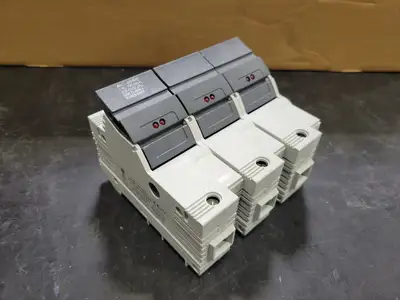 NEW ALLEN-BRADLEY 1492-FB3J60-L