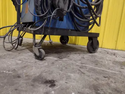MILLER MODEL #SYNCROWAVE 250 AC/DC WELDER & RADIATOR-1 CHILLER: YOBRO #24819