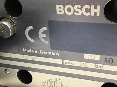 USED BOSCH 0 811 404 752