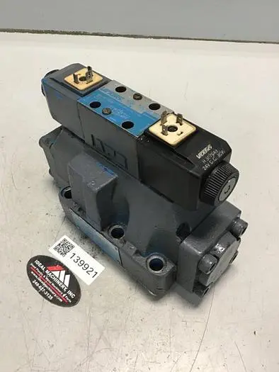 Used VICKERS DG4V-3-6C-M-U-HL7-60 Valves/Fittings Michigan US | Ideal Machinery #695138