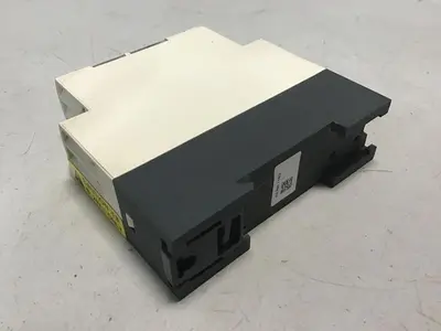 USED SCHNEIDER ELECTRIC RE7ML11BU
