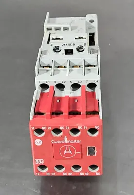 Allen-Bradley 100S-C09DJ404C Ser A (Complete Devic) Safety Contactor. 4E-17