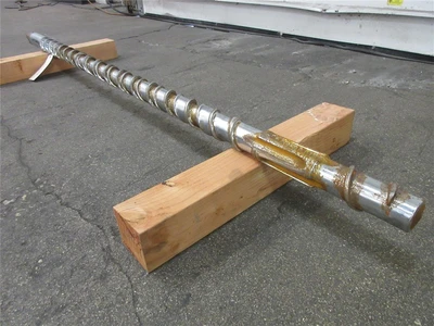2.5" Davis Standard Extruder Screw, 24:1