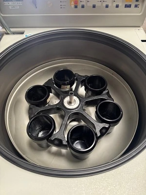 Baxter Cryofuge 6000 Laboratory Centrifuge Heraeus Scientific Refridgerated Lab